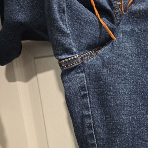 Bill Blass Vintage Denim Capris with Lace-Up Detail Woman's size 10 - Picture 11 of 13